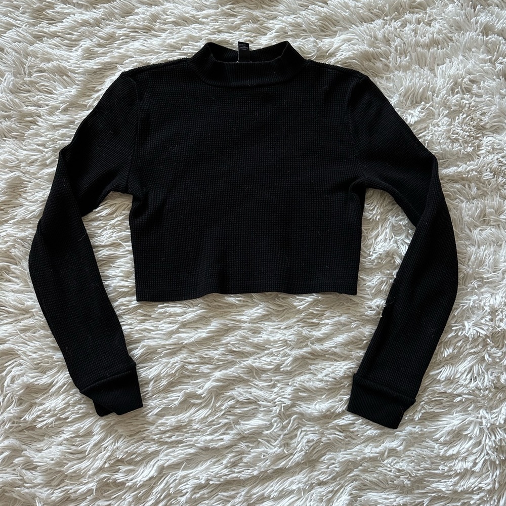 Cropped black high neck long sleeve